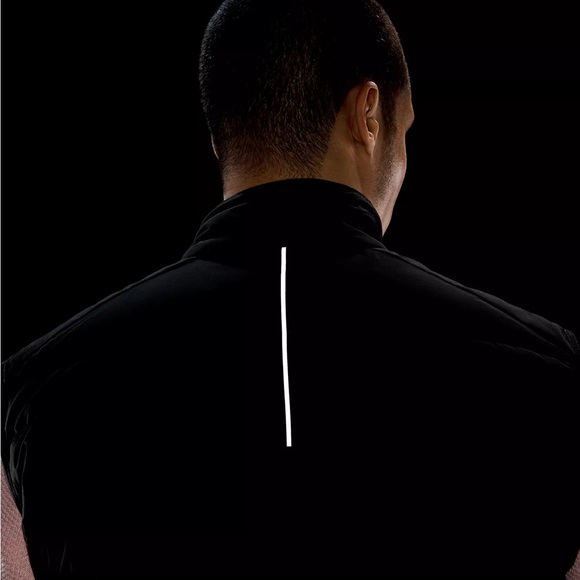 lululemon Men's Down for It All Vest - Picture 8 of 15